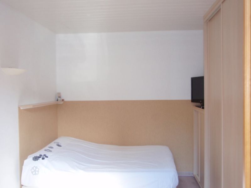 Chantilly plein centre joli petit appartement au calme