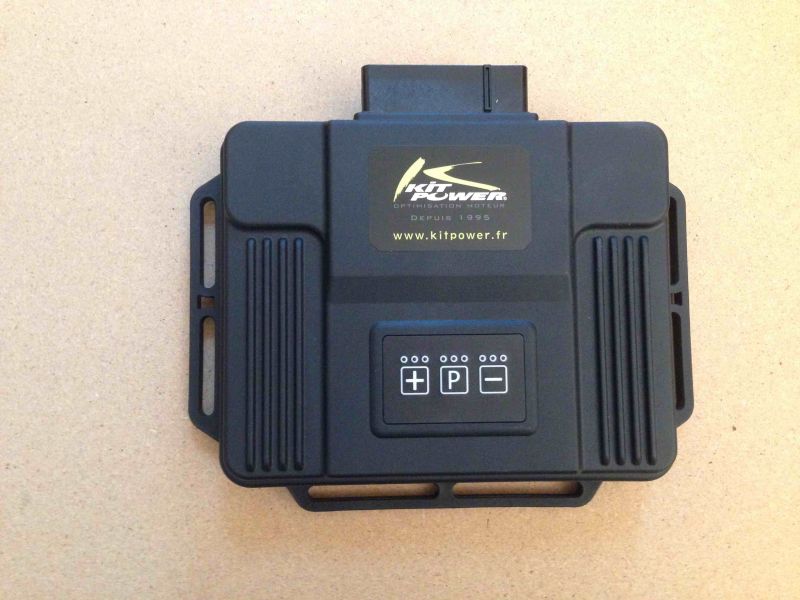 Boitier kit power d'optimisation moteur essence diesel