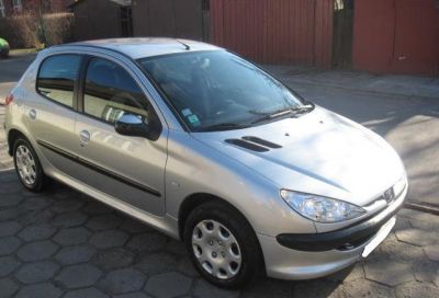 PEUGEOT 206 1.4 HDi 70ch, Année 2004.
