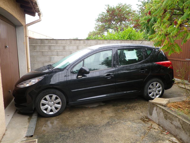 Peugeot 207 sw noir