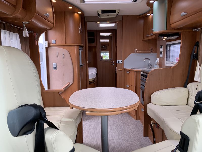 Vente de mon  Camping Car - Intégral Pilote Explorateur Porteur Mercedes 318 733 FJ