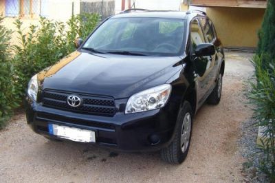 Toyota Rav4 III 136 D4D noire