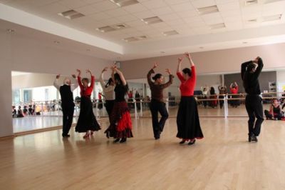 FLAMENCO COURS ET STAGES DE DANSE