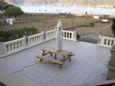 VILLA LES PIEDS DANS L'EAU PROCHE SCANDOLA