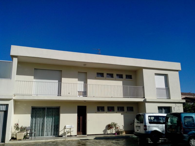 Grand T3 terrasse a louer