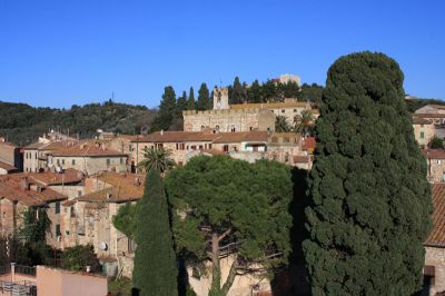 TOSCANE LIVORNO SUVERETO CENTRE MEDIEVAL 4 PAX  15’ MER JARDIN