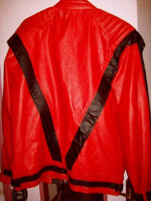 Michael Jackson veste THRILLER neuf 