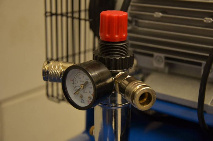 COMPRESSEUR 200L TA 310  380V semi pro 