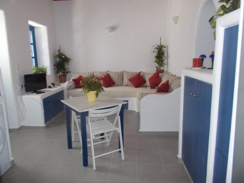 Greece Cyclades island Milos  rent studio /apartment
