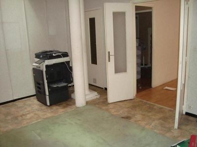 LOCAL COMMERCIAL A BEZIERS