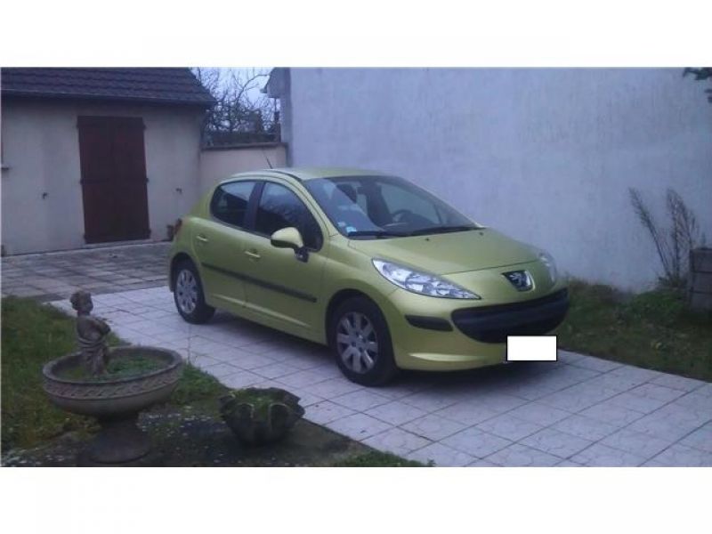 PEUGEOT 207 1.4 HDI70 TRENDY 5P a donner