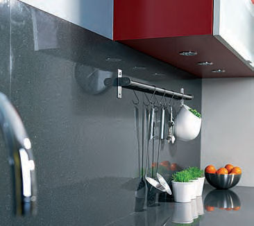 credence de cuisine décorative, inox,verre,verre de couleur ou imprimé