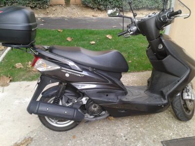 scooter Yamaha 125
