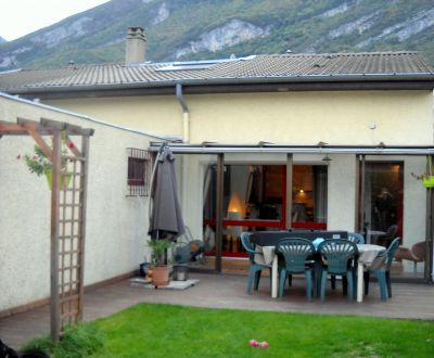 Agréable maison avec jardin sur secteur très recherché