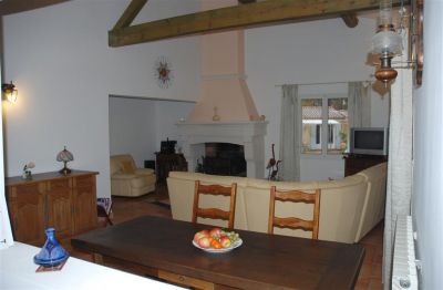 Gîtes avec piscine à Roussillon dans le Luberon