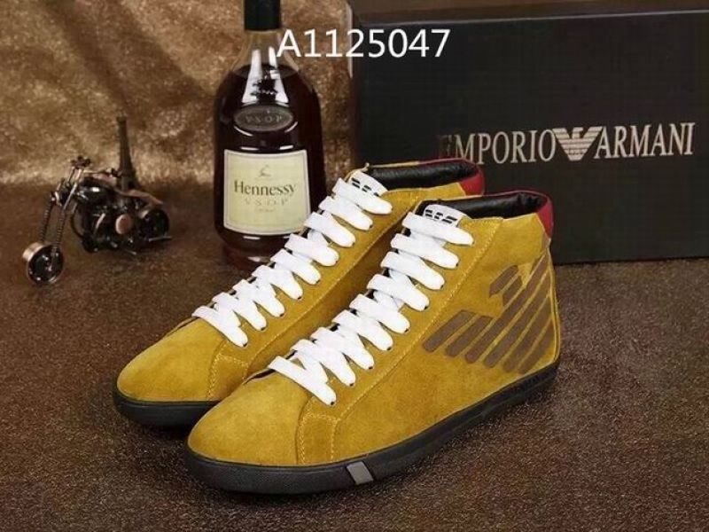  Nous vendons beaucoup de chaussures:GUCCI.Hogan.Prada.Armani.Lacoste.LV.Munich 35euros