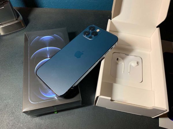 L’iPhone 12 Pro Bleu Pacifique a vendre