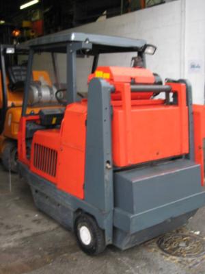 Balayeuse autoporte gaz HAKO JONAS 1450V