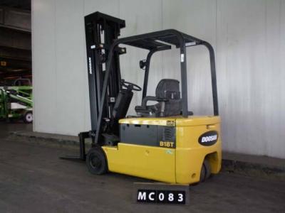 chariot élévateur elect DAEWOO B18RT-2 /TRIPLEX 5.60M