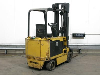 chariot élévateur elect CATERPILLAR M-50-DSA /TRIPLEX 5.65M