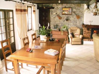 SAINT JEAN DE VAULX CORPS DE FERME ENTIEREMENT RENOVE