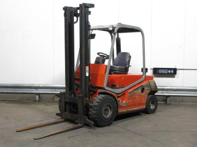 Chariot élévateur diesel BT CBD-30/ DUPLEX 3.70M/ AN 2004