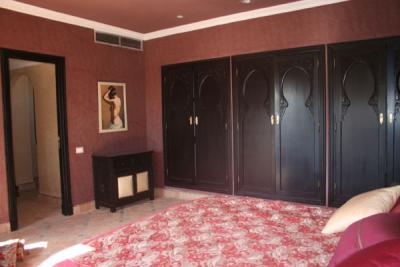 Très jolie villa de 330m² à louer/Marrakech-Rte de Casa 