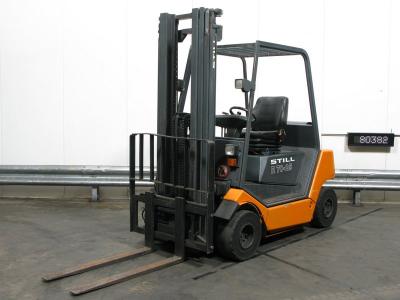 Chariot élévateur GAZ STILL R-70-25-T/ TRIPLEX 5.50M