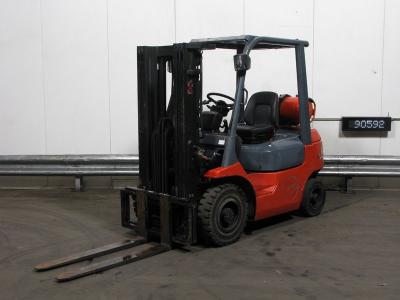 Chariot élévateur GAZ BT GT-20/ TRIPLEX 4.30M