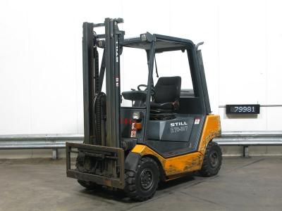 Chariot élévateur GAZ STILL R-70-30/ DUPLEX 3.55M