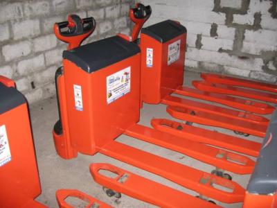 Transpalette elect fenwick T18/ AN 2006/ 1990€