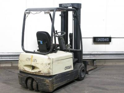 Chariot élévateur elect CROWN SC30-18-OPT-3/ TRIPLEX 4.80M
