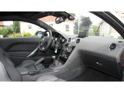 speciale promotion de fete de noel et de fin d'année.Version : 1.6 THP 200 BVM6 à 7000€