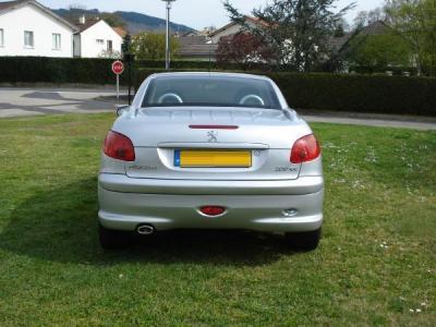 PEUGEOT 206.CC 1.6 HDi110 Quiksilver,