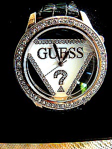Guess montre dame -50% ronde neuve bl/doree triangle bras noir/blanc/gold