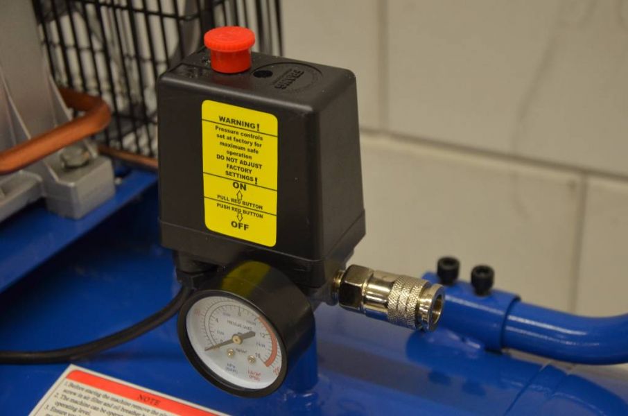 COMPRESSEUR 200L TA 310  380V semi pro 