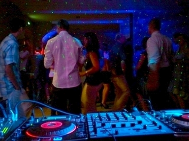 ANIMATIONS SOIRÉE - MARIAGE - ANNIVERSAIRE...