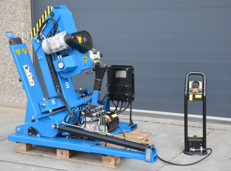 Machine démonte pneus MOBILE PL & BTP T650M de 13-26 