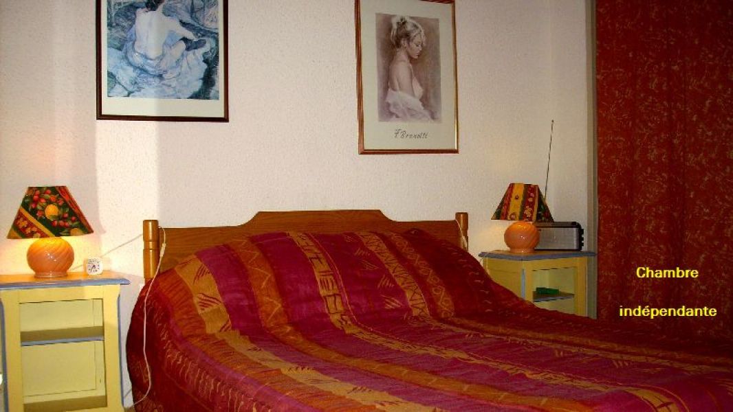 T2 4pers 300m bord mer Parking Saint Aygulf 83370 VAR 