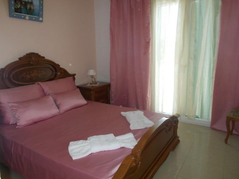 Greece Cyclades island of Milos  rent villa for 8 person