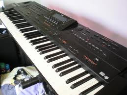 CLAVIER ROLAND G-800