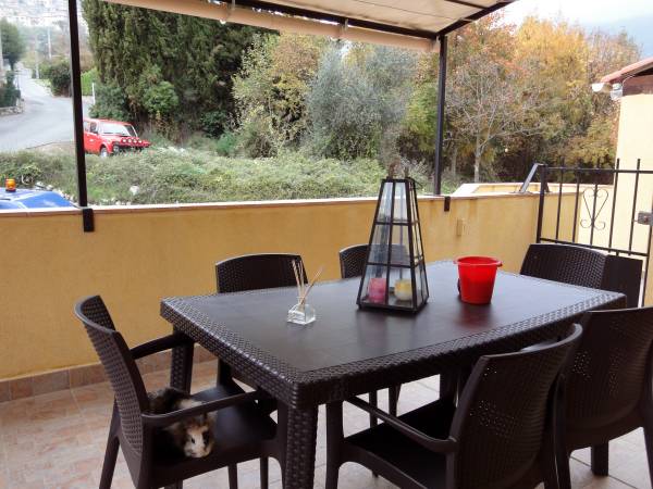 F4 EN VILLA 20 MN DE SOPHIA ANTIPOLIS, CANNES & NICE