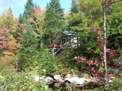 domaine incluant maison+lac+chalet+grange+pavillon-spa+100 acres