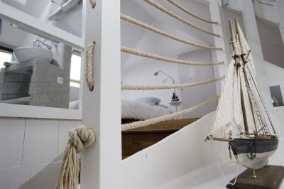 La Maison sur le Quai, gite de charme face à la mer avec terrasse en Normandie