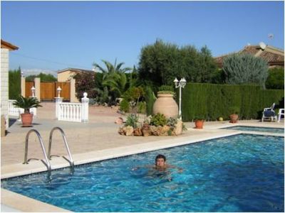 location de chalet  avec piscine et tenis privee
