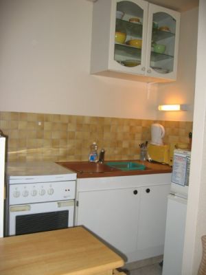 location saisonnière à la journée studio meublé,libre 15juillet,août,septembre 2011 