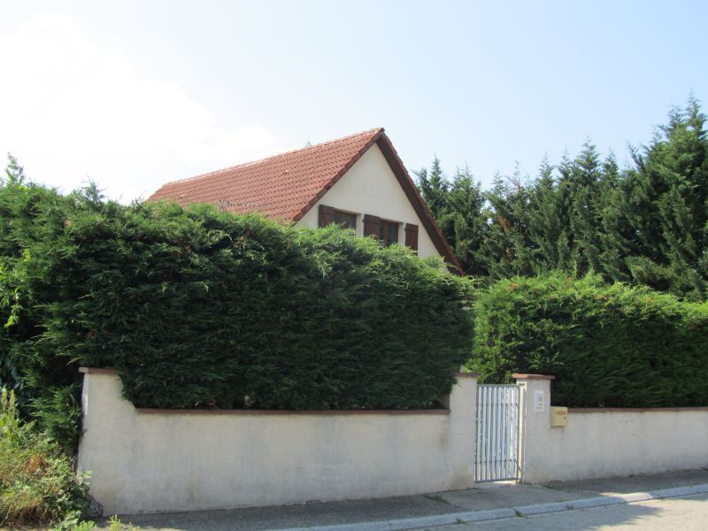 Spacieuse maison F 5/F6