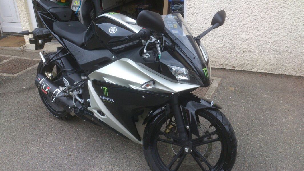 Yamaha yzf r125