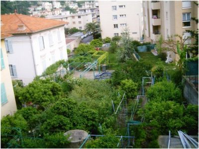  NICE F2 40 m2 MEUBLE CALME POUR VACANCES