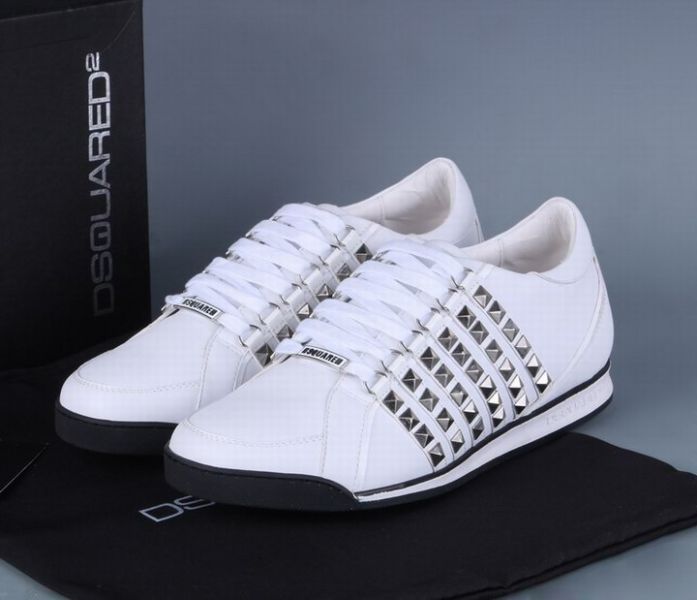 Chanel.Lacoste.Munich.DSQ.Hogan.Zapatos 35euros